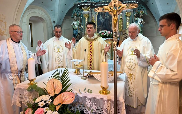 Proslavljena župna svetkovina sv. Marije Magdalene u Oštrcu